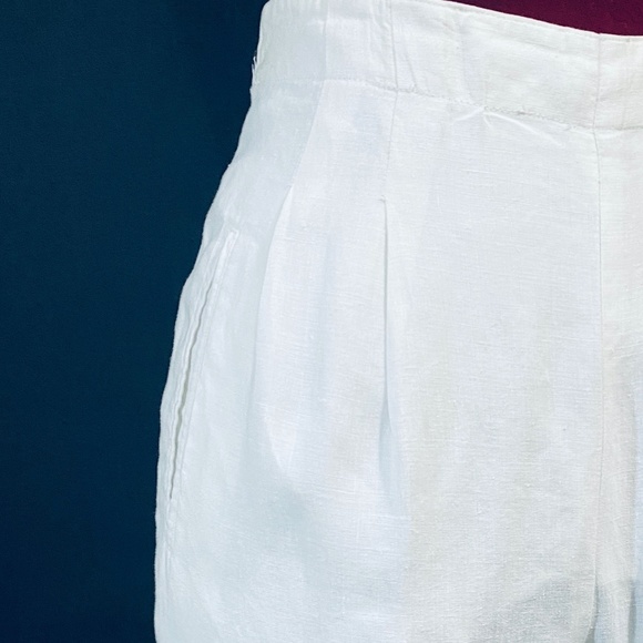 Ladies LINEN Bermuda Golf Shorts - Picture 6 of 8